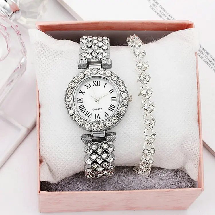 Low Price Hot Selling custom 2pcs set Wrist Luxury Ladies Quartz Watch Double Bracelet Set For Women