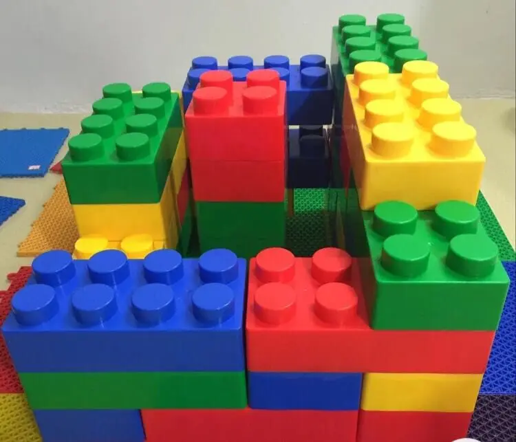Kindergarten/mall education games, building blocks, plastic block toys