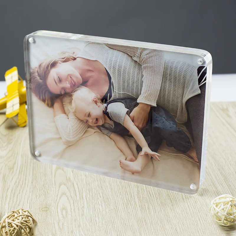 Acrylic Magnet Photo Frame Picture Holder Clear Photo Frame Free Standing for Tabletop