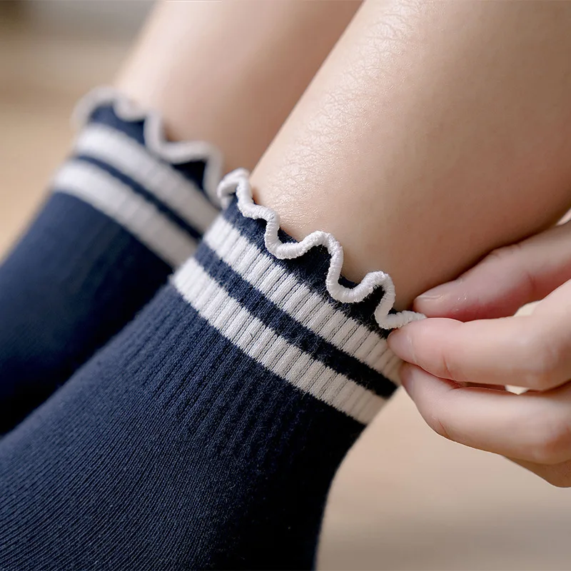 KANGYI custom design socks 100% organic cotton white girl school socks jacquard crew sock