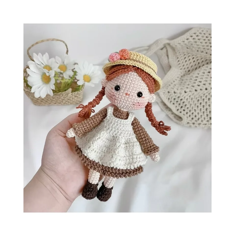 Crochet Cute White Dress Girls Dolls with a Yellow Hat Customized Knitted Lovely 23cm Tall Cotton Dolls
