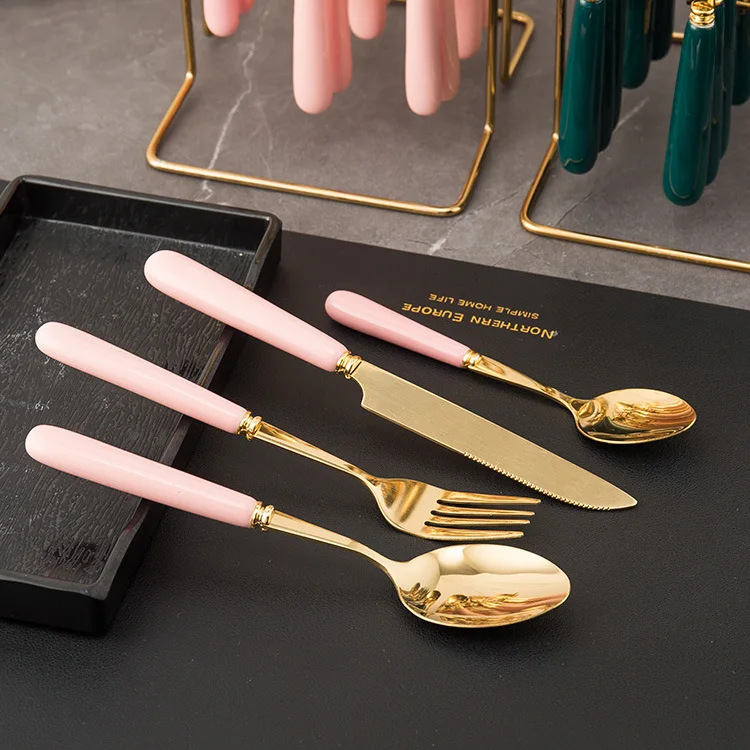 High quality 24 pcs gift gold flatware set ceramic handle stainless steel cutlery with holder