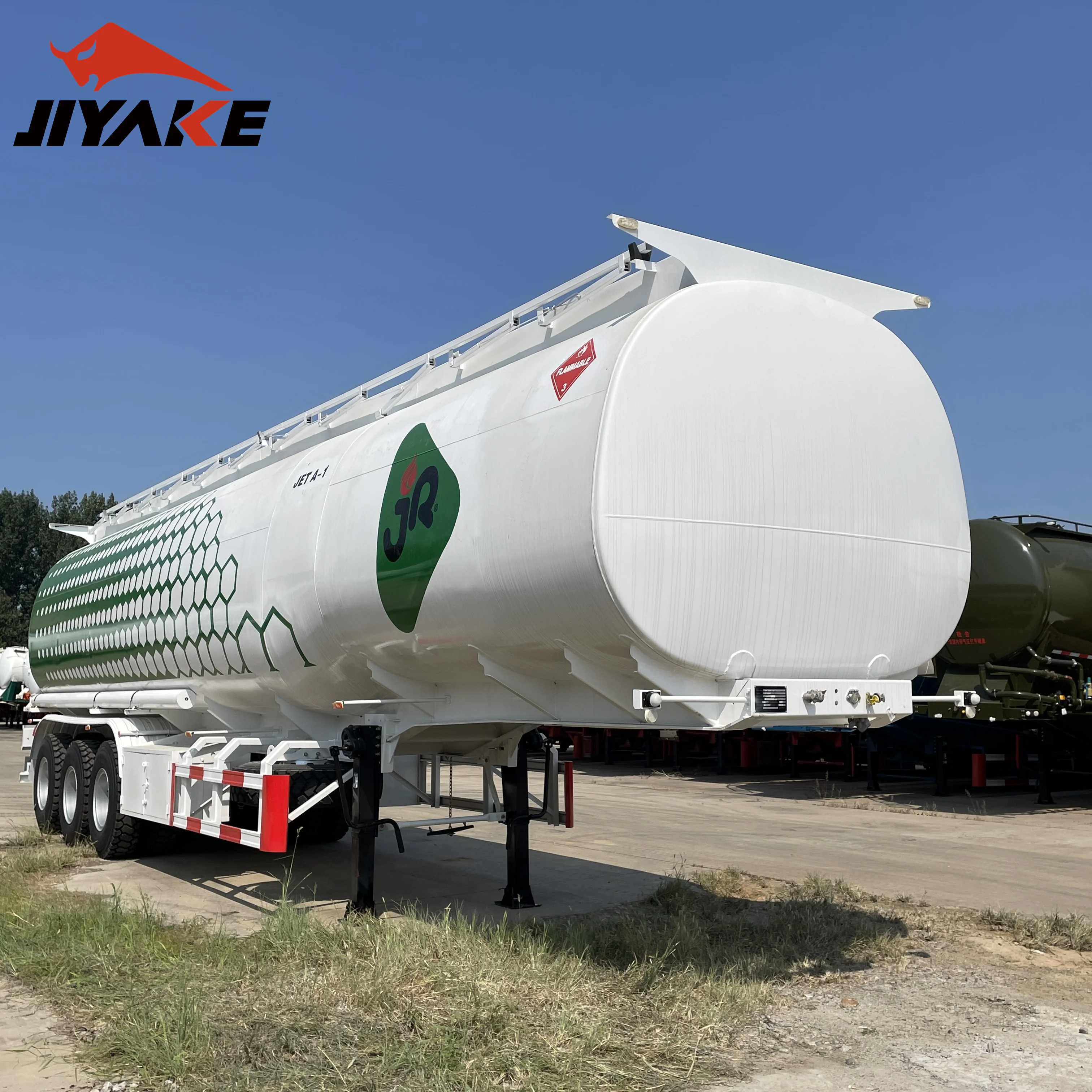Brandnew 3 axle 40000L Petroleum/Diesel/Fuel/Crude Oil/Milk/Water/Gasoline Fuel Tank Trailer For Sale