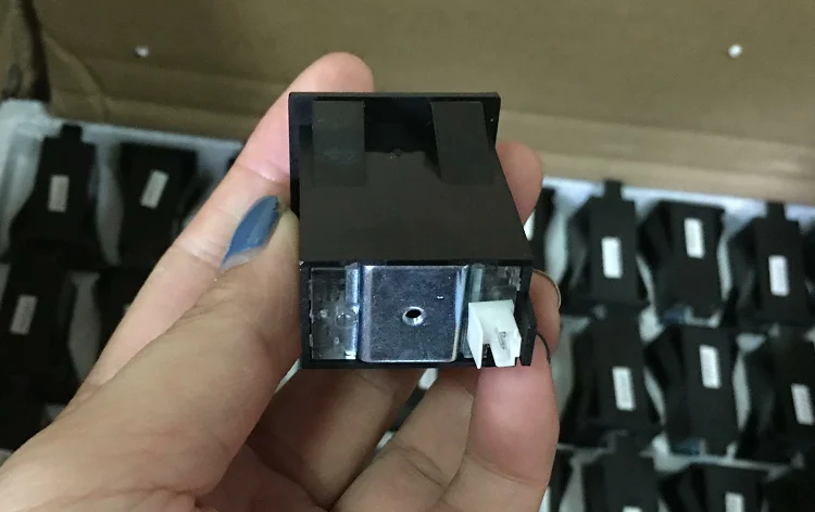Factory wholesale 7 digit digital punch counters electromagnetic pulse Counters 24v 12v dc counter