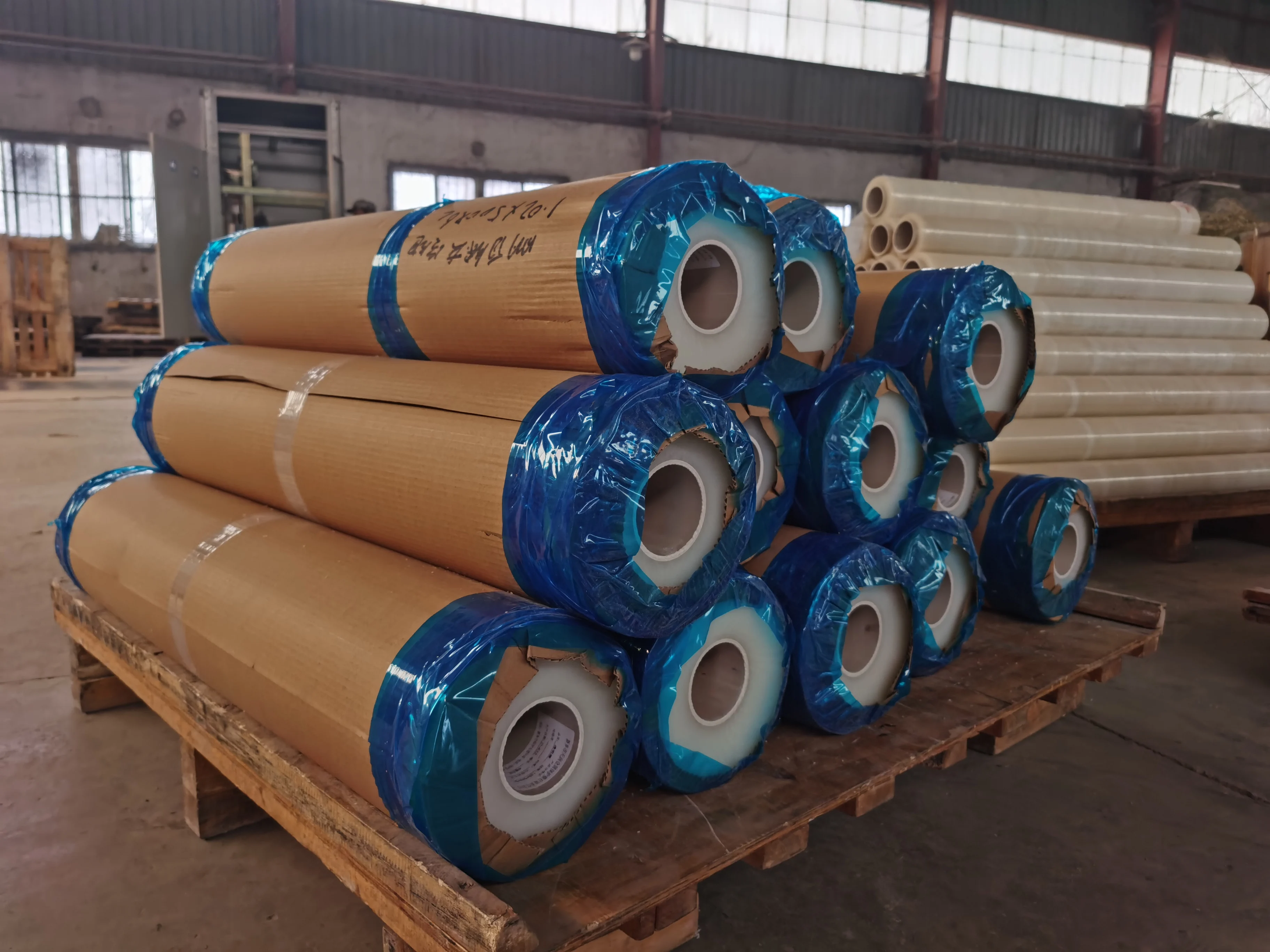 Hot sale LDPE self adhesive plastic protection film for building window glass