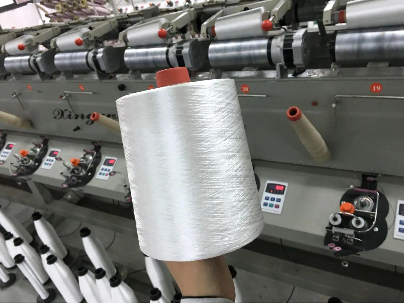 RT38-1 100% Rayon Yarn royal viscose rayon embroidery thread 75d/2  viscose rayon yarn