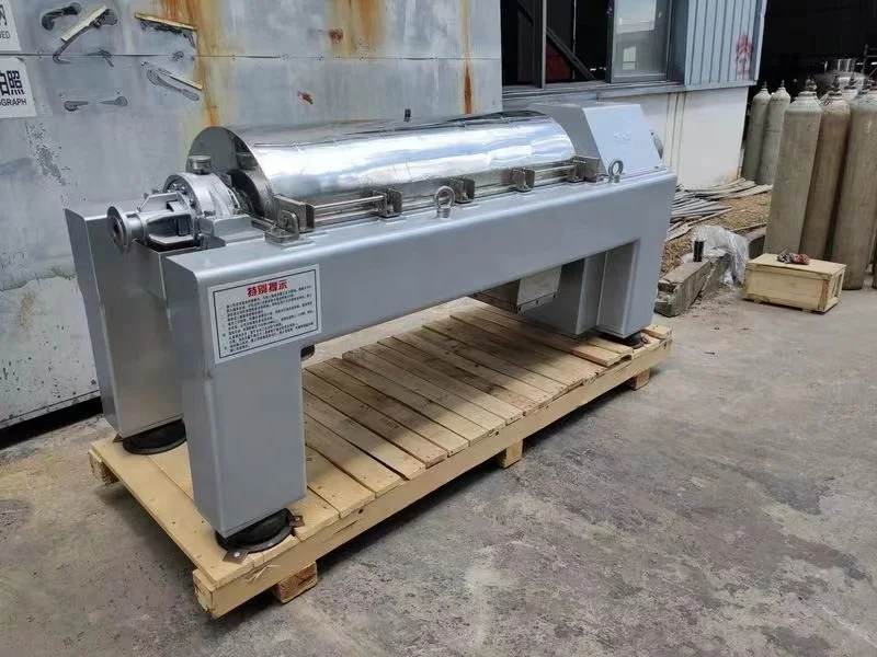 Three Phase Waste Oil Treatment Centrifuge Decanter Equipment Centrifuge Oil Machine