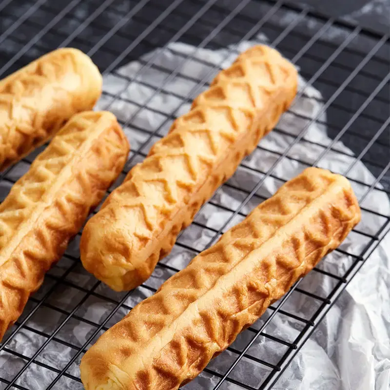 Customized non-stick commercial corn shaped muffins machine mini French Muffin Sausage Machine