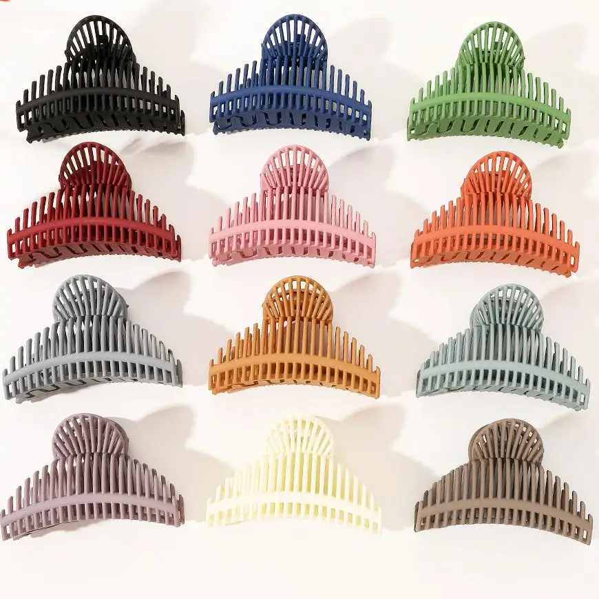 Simple and versatile shark plastic grip semicircle hairpin back hair claw hair accessories for women