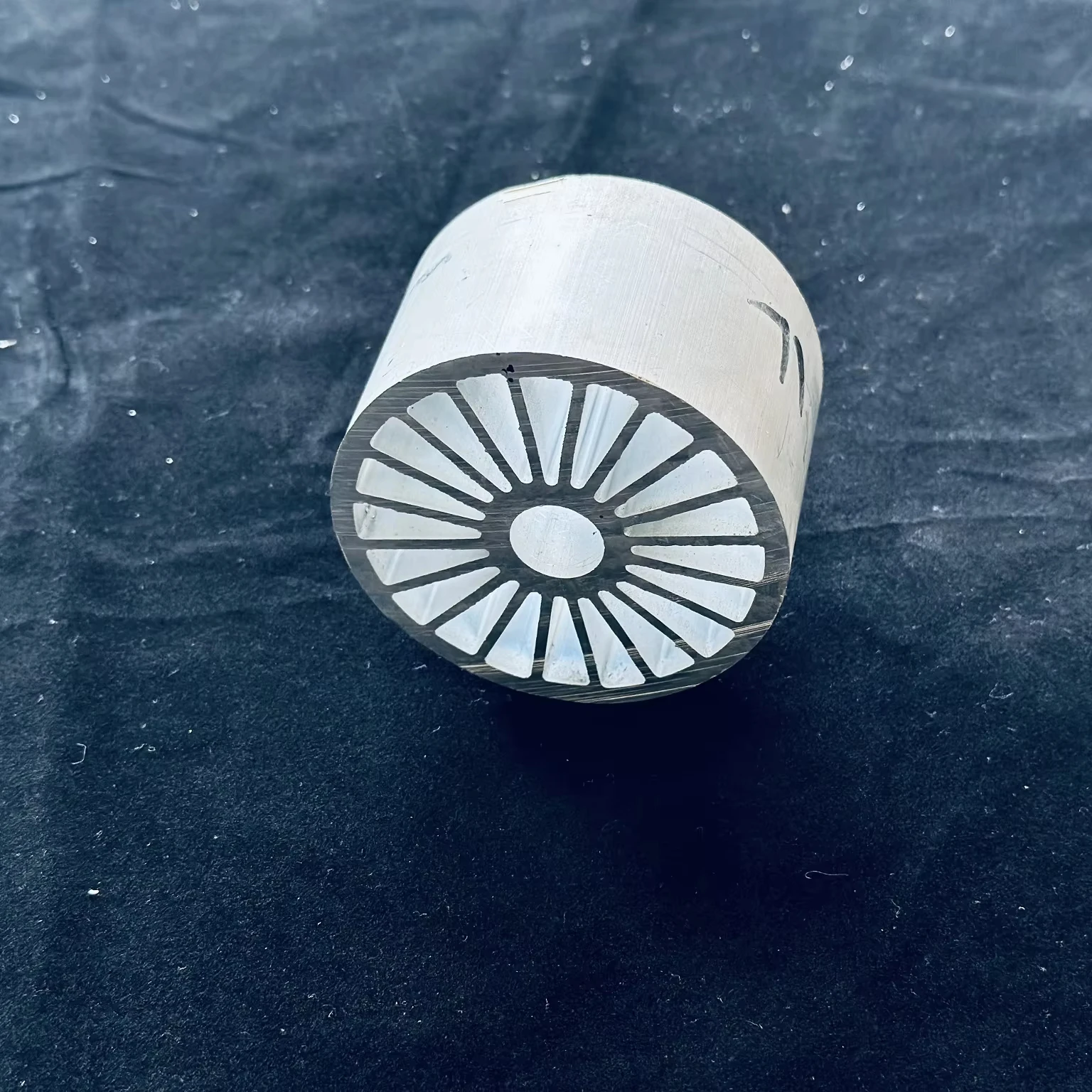 Строительный Алюминиевый профли