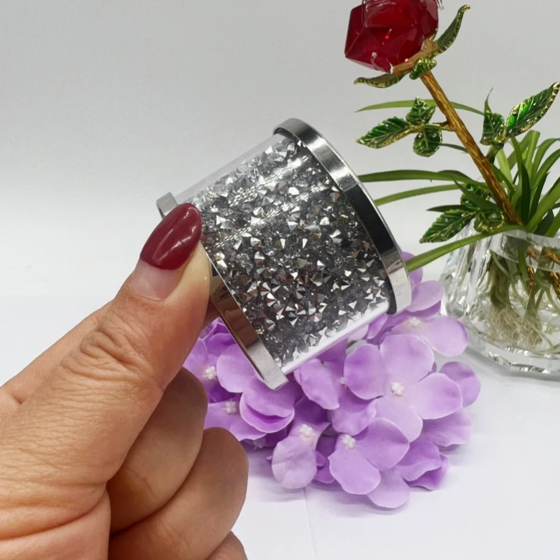 Factory Customized Design Home Wedding Decoration Silver Diamond Crystal Glass Napkin Rings