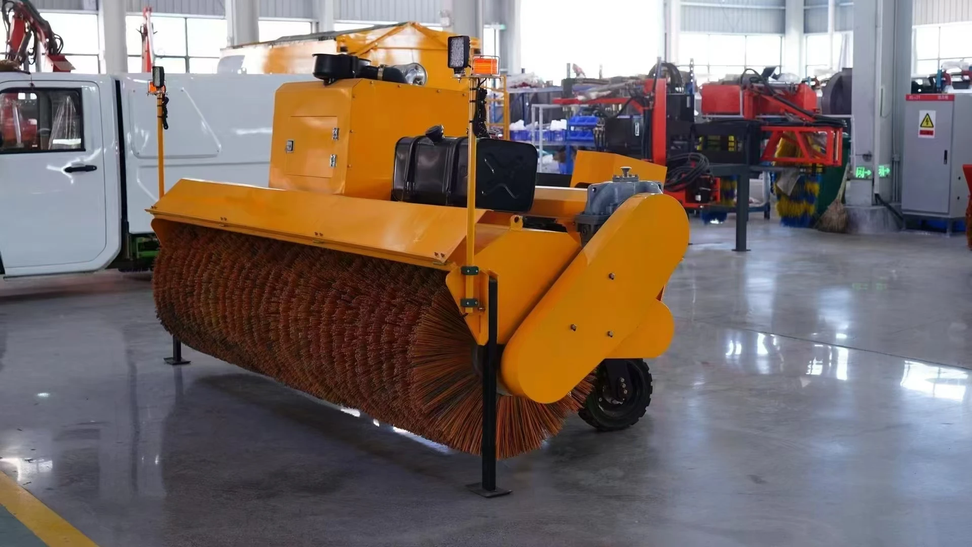 Snow shovel Snow roller Can be fitted to the head of the vehicle to clear obstacles, multi-angle adjustable