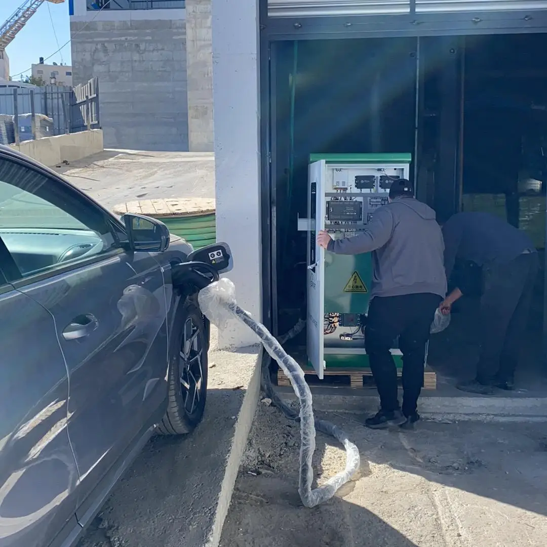 HengChong 120KW 180KW 240KW DC Fast Charging Station EV DC Charger Electric Vehicle Charging Pile for Commercial