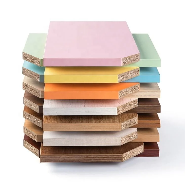 650-700 кг за м3 плотность, ДСП, низкая цена, широко используется в домашней мебели