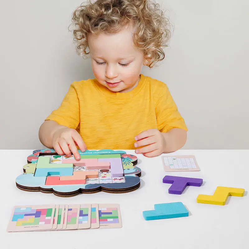 Early Educational Toys Wooden Russia Logic Jigsaw Puzzles Games For Children Custom