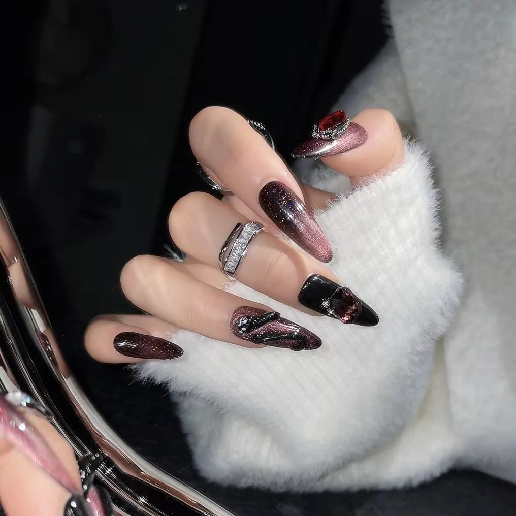 Handmade 3D Snake Pattern Dark Hot Girl Manicure Wearing Nails to Show Whitening Press on Nail