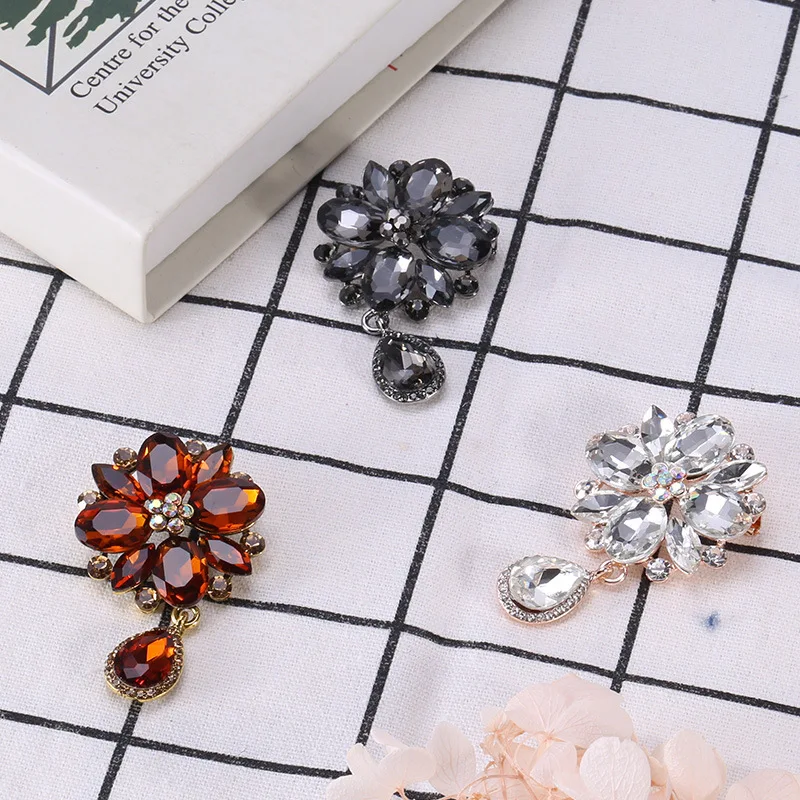 Fashion Alloy Diamond Water Drop Brooch Rhinestone Pearl Crystal Brooch Custom Brooches For Women Girl Party
