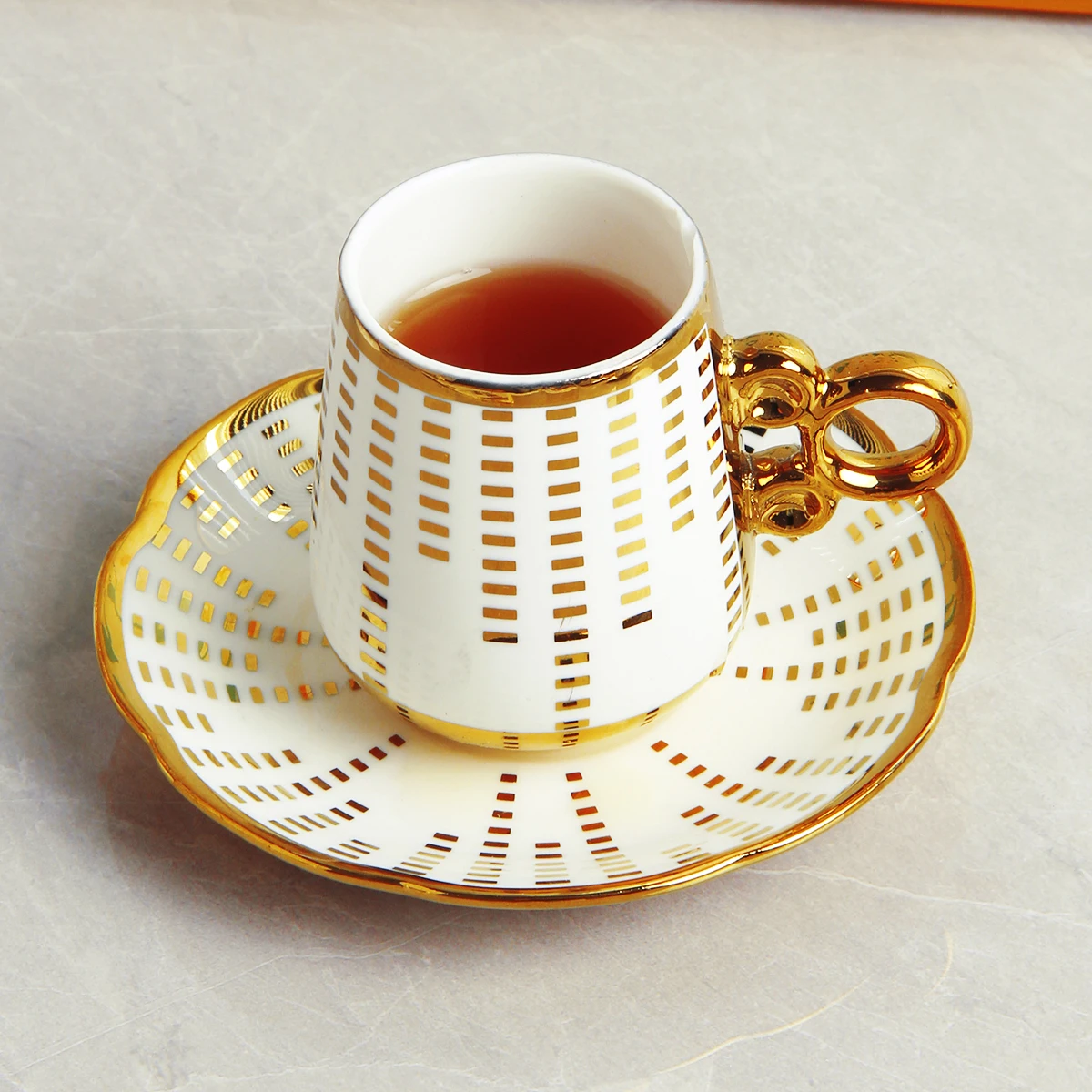 Creative Ceramic Printed Coffee Cup Saucer Afternoon Tea Circle Handle Golden Edge Section Espresso Tea Cup Set