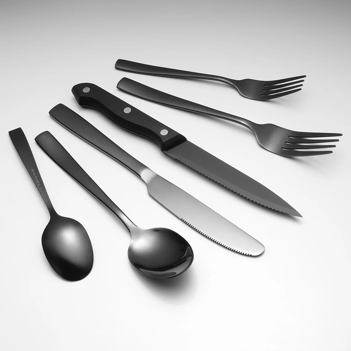 Wholesale Flatware Cutlery Modern 6Pcs Forks And Spoons Steak Knife Restaurant Stainless Steel Black Silverware Set