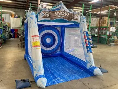 Commercial Single  Snow Throw Inflatable  Axe Throwing Games for Sale