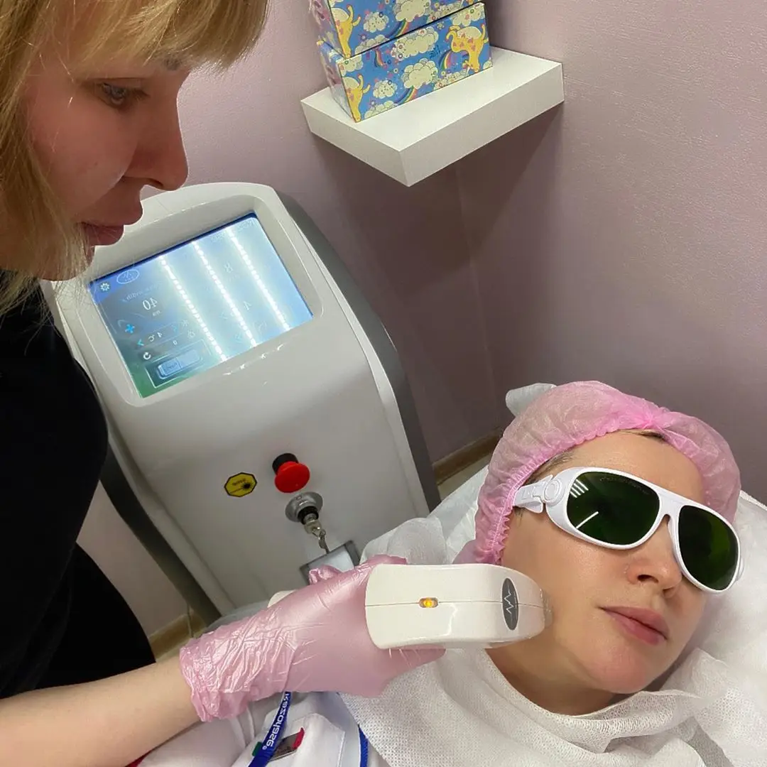 2022 Laser Best professional diode laser hair removal 755nm 808nm 1064nm diode laser hair removal machine price