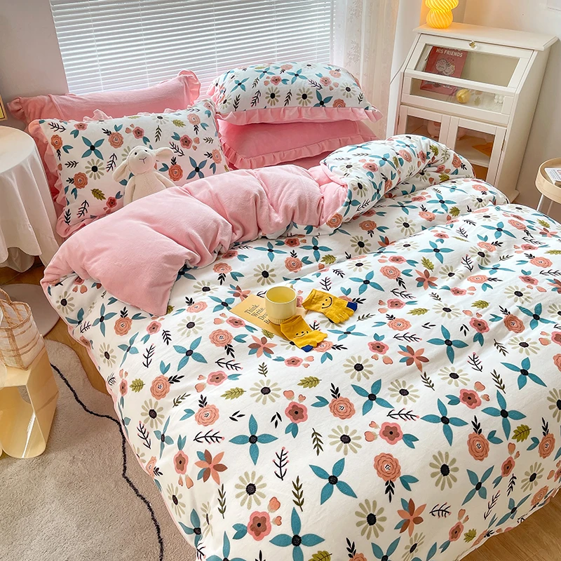 2025 new floral pink pleated edge milk velvet bed sheets set quilts cover 4 piece bedding set