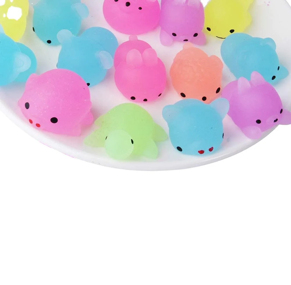 
 Pinnapple kawaii cat squishy mochi  