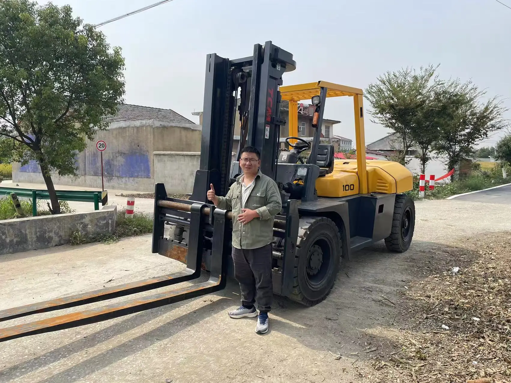 Высококачественный вилочный погрузчик Komatsu 16 тонн TCM низкая цена сделанный в Японии б/у tcm 3t 5t 10t 15t 20t 25t 30