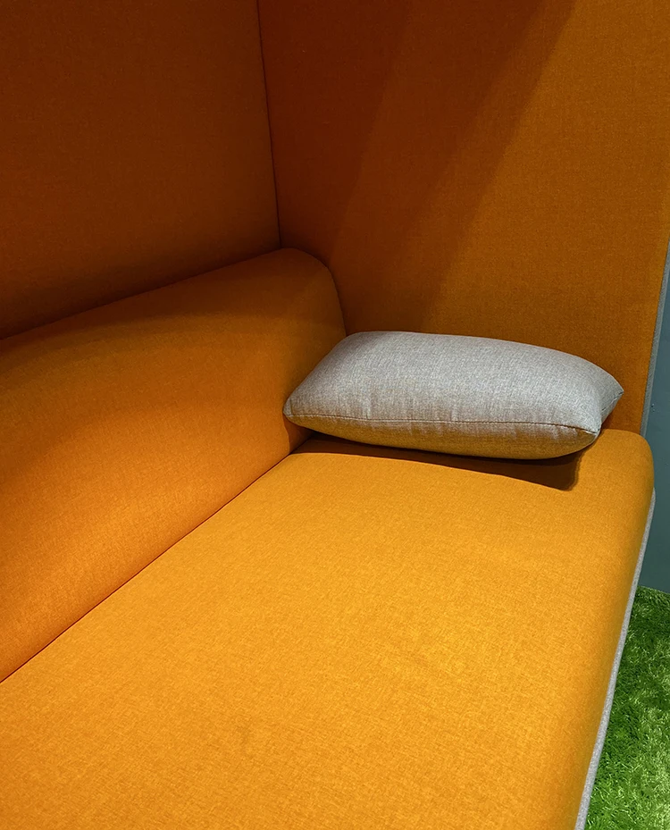 Hot Sales Office Meeting Sofa Booth Seating Booth Round Soundproof Booth Sofa