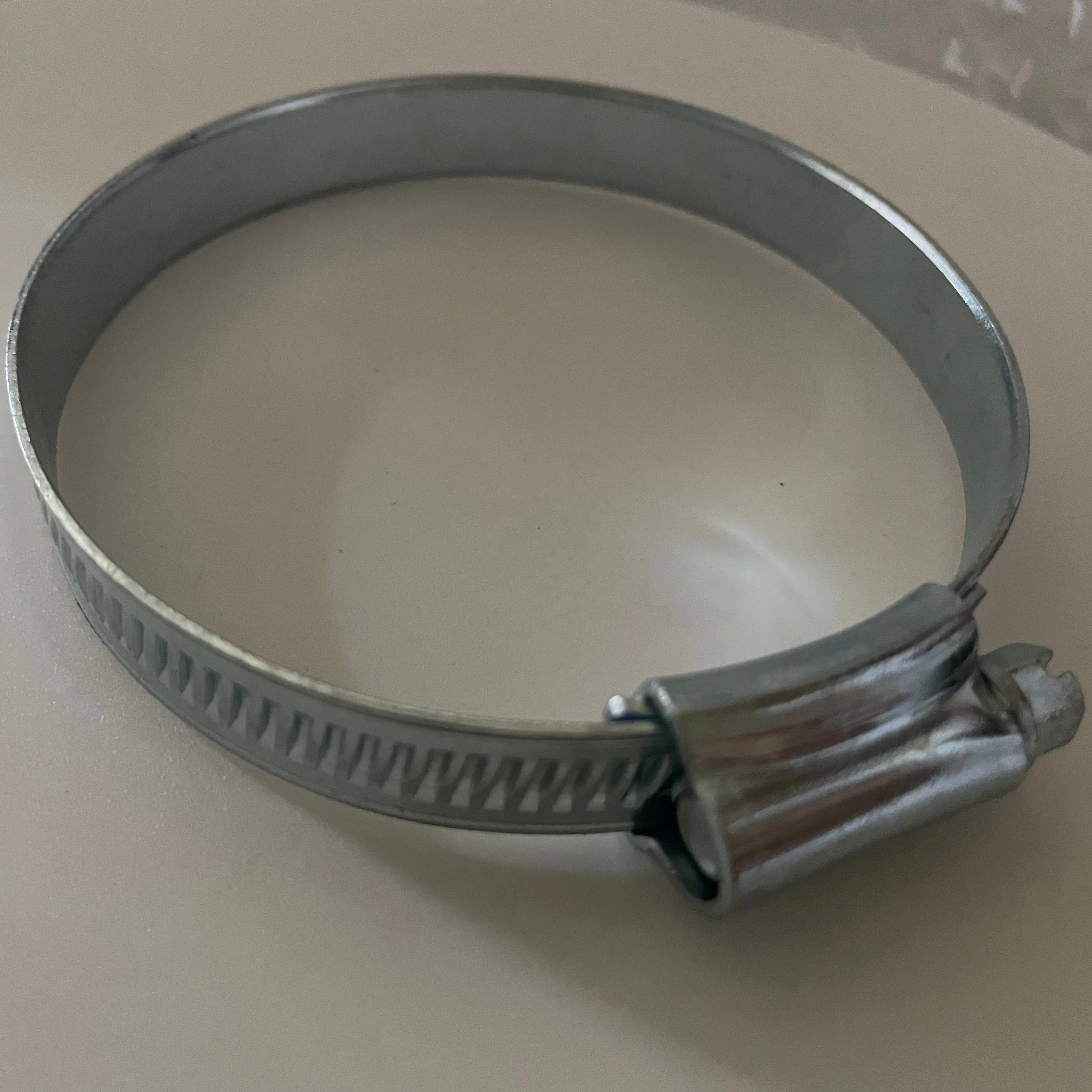 Adjustable British Style Hose Clamp Gas Worm Drive Auto Housing Clamps Clips
