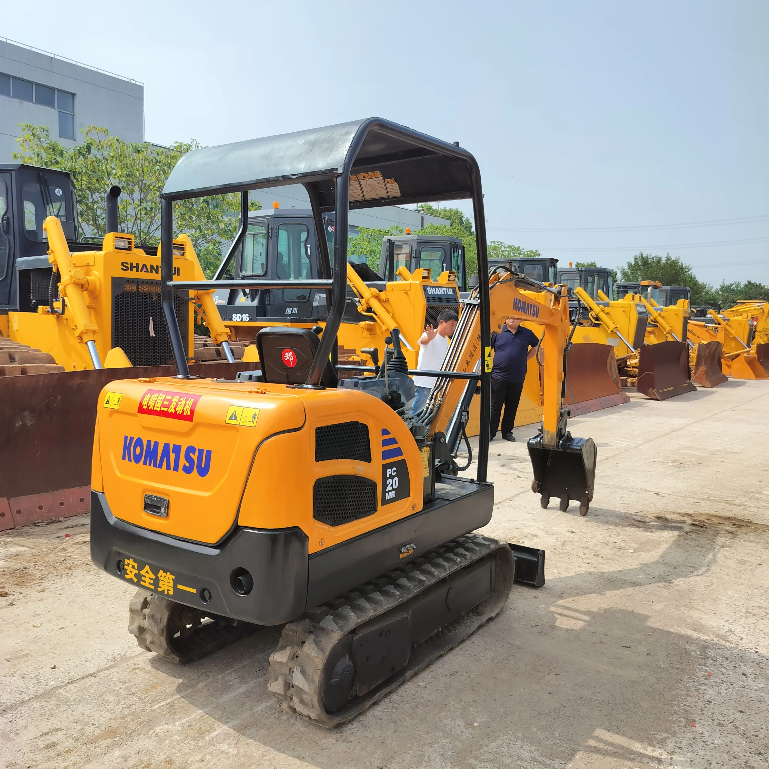 Cheap Price Chinese mini excavator small digger crawler excavator 3 ton 2 ton for sale
