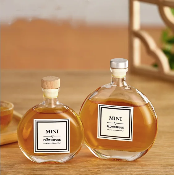 Custom logo Round flat 100ml 330ml 500ml Glass Bottle Wholesale Rum Whiskey Liquor Gin Wine Spirit vodka bottle with cork