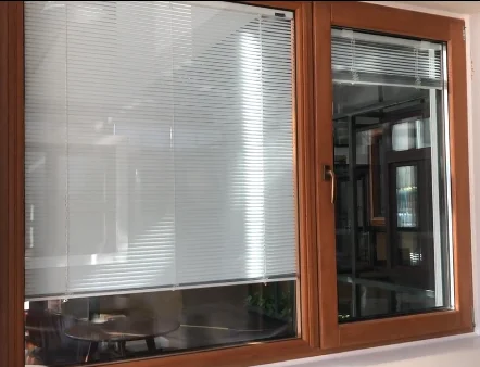 Remote control  electrical  Automatic  blind  in glass  aluminum wood windows