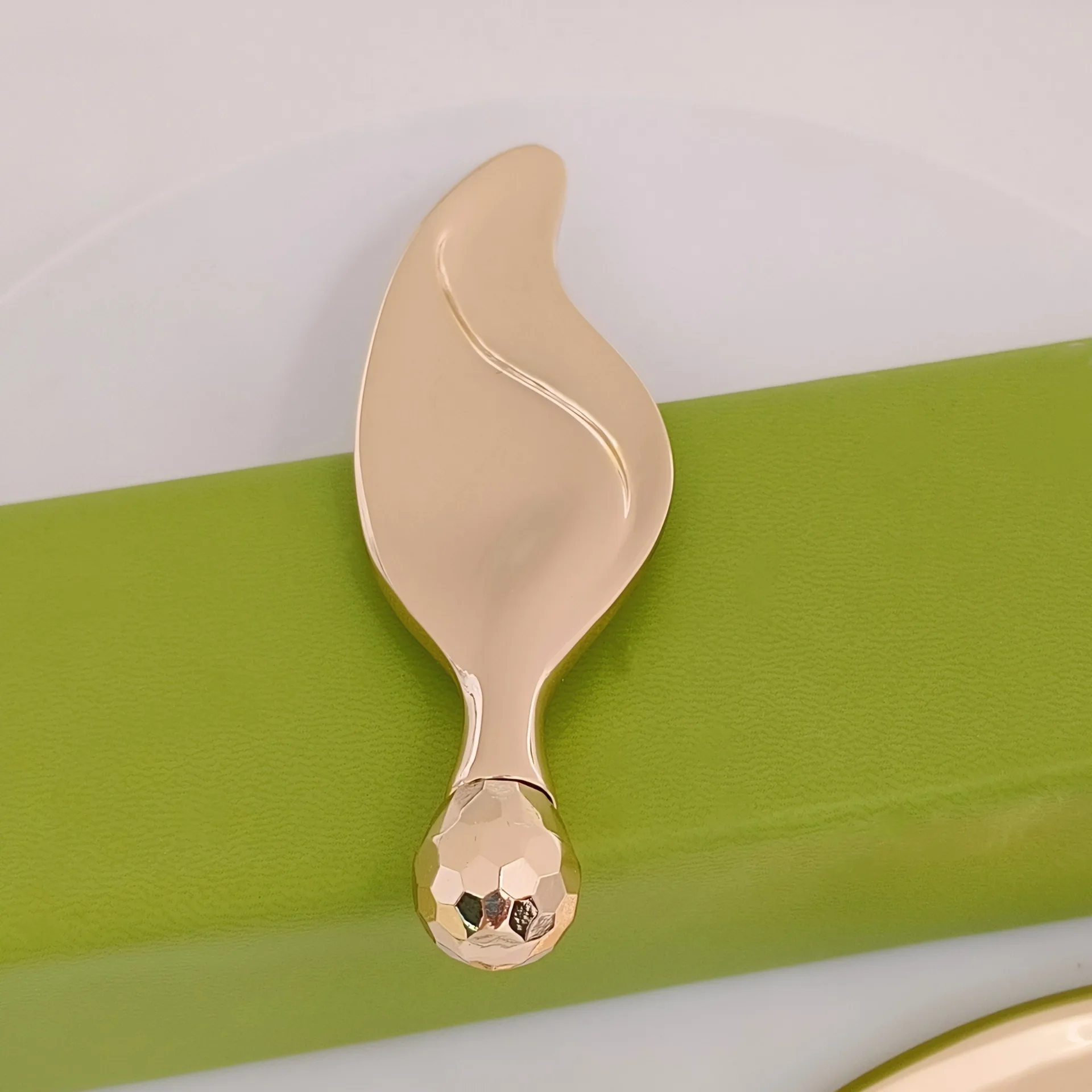 Facial massager guasha tool scraping board zinc alloy mini leaf scraper panel, facial massage board, metal massage guasha board