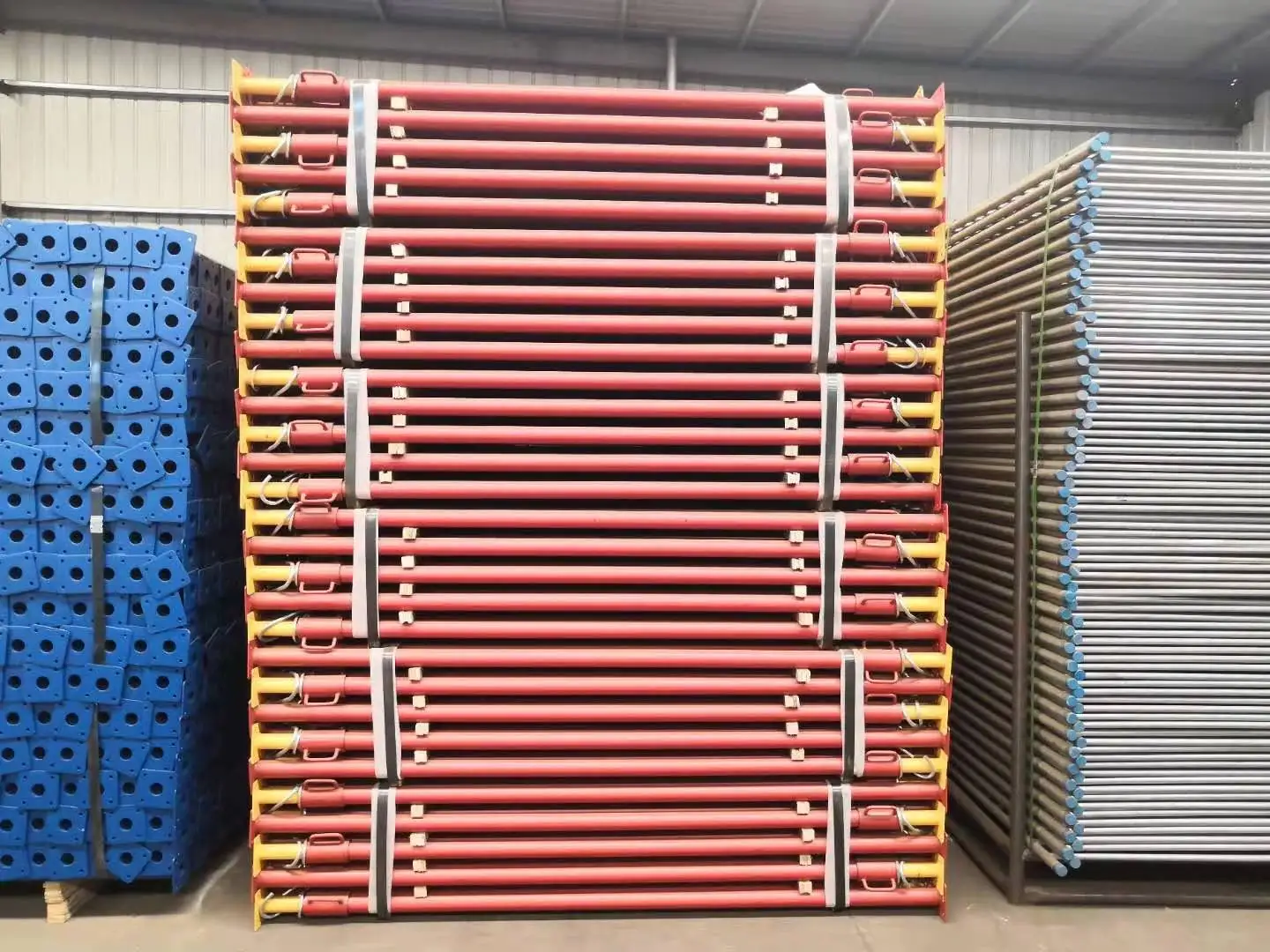 China Manufacture Adjustable Construction Steel Ladder Props for Building Materials Scaffolding Acrow Prop