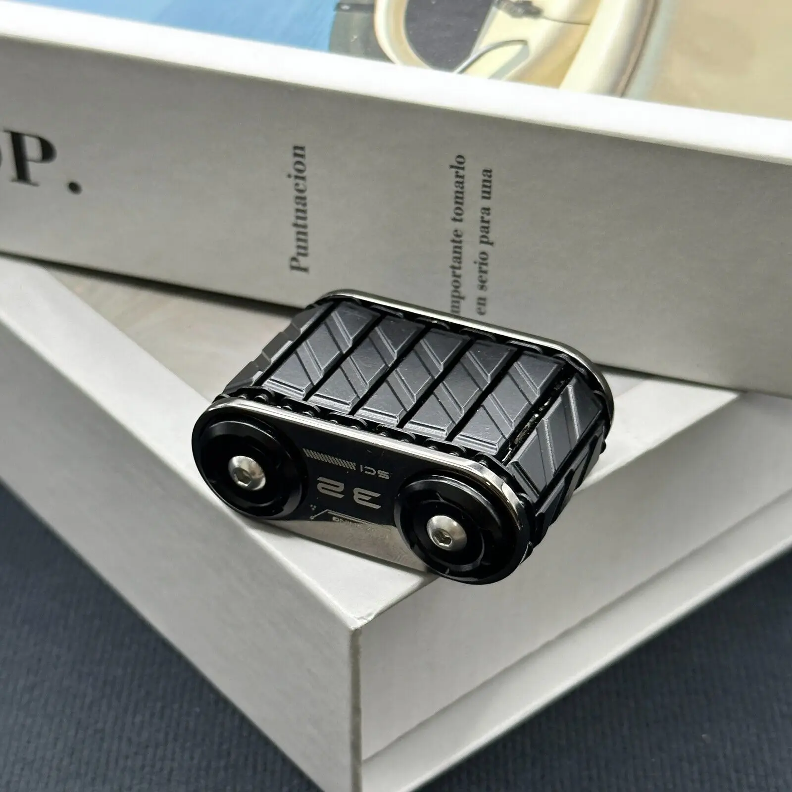 EDC Metal Fidget Spinner Tank Gear Roller Desk Toy Relieving Stress Sensory Toys Stress Relief Fidget Toys