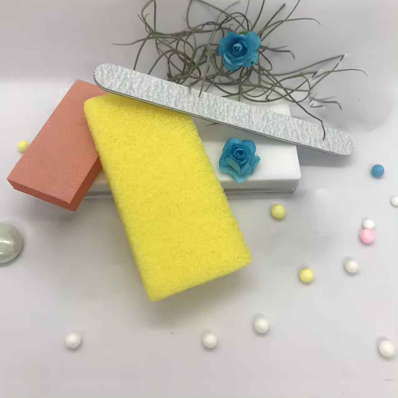 Pedicure set 4in1 3in1 set disposable pedicure tools kit and nails tools including nail buffer pumice toe nail file for sale