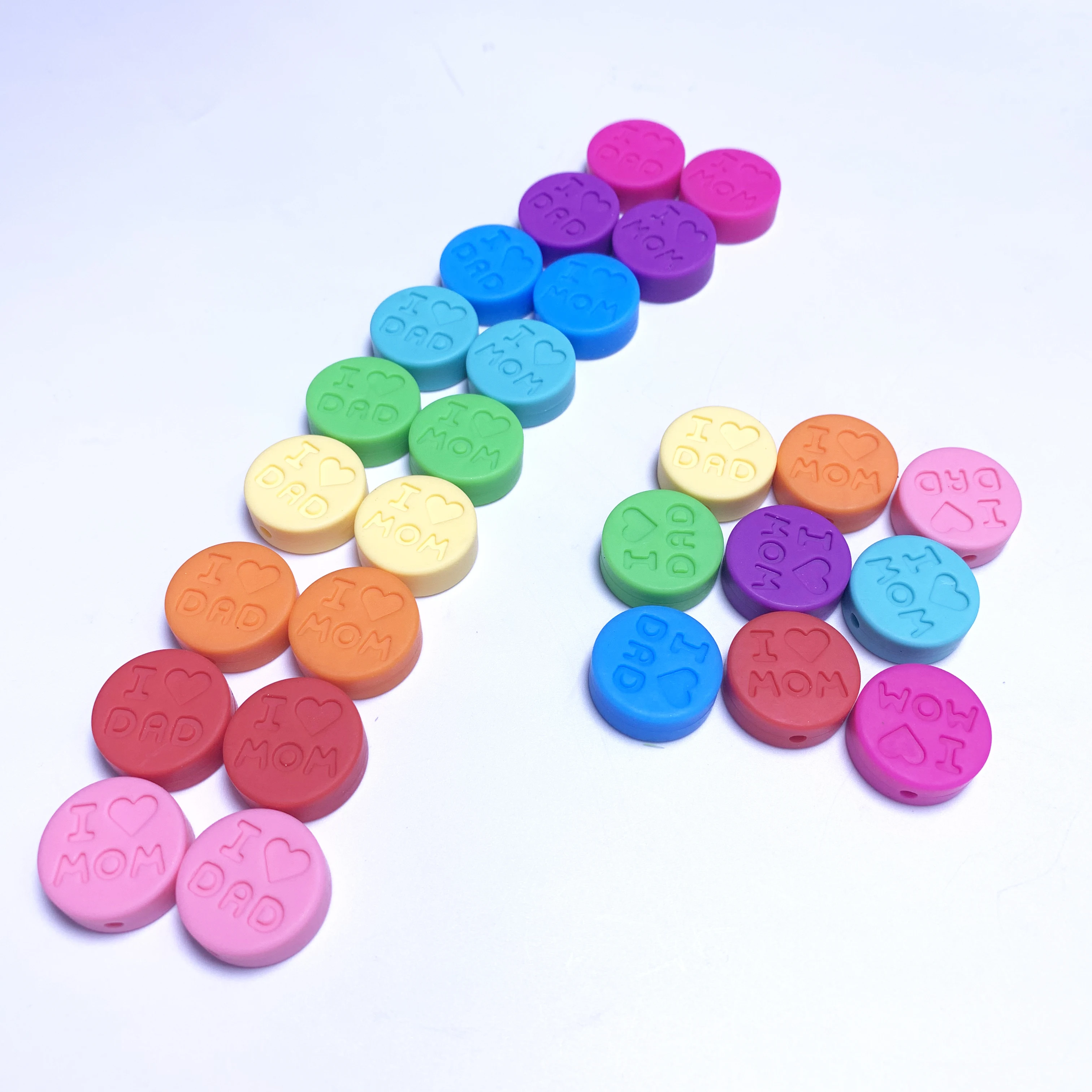  Новые бусины для ожерелья мам безопасные экологически чистые силиконовые изготовления ювелирных изделий I love mon dad