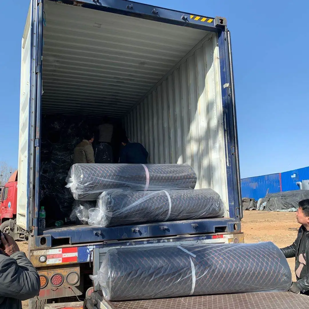 Diamond Sponge Quilted Embroidery Leather Fabric With Stitching