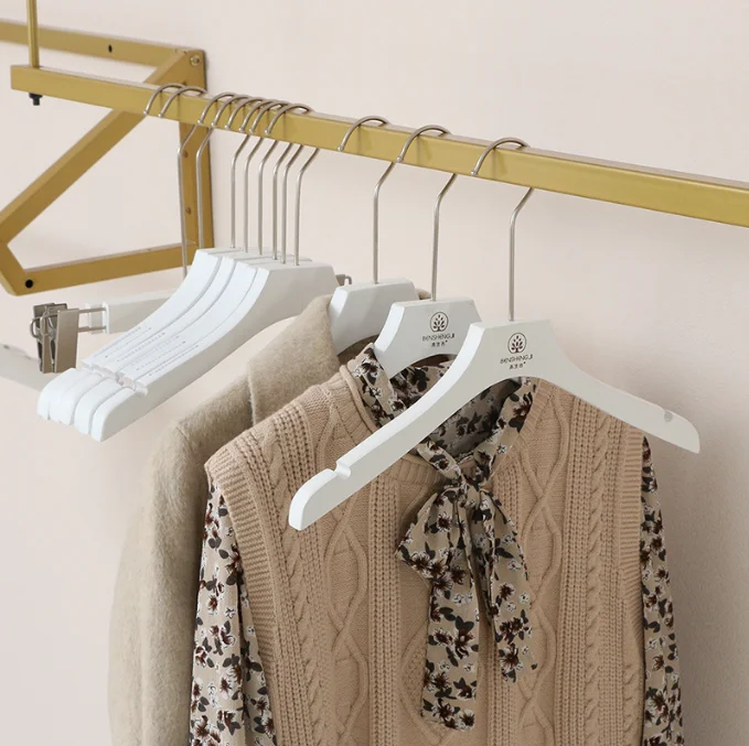 Wholesale Top Quality Wood Hanger Customized Logo Long Gold Hook Hangers White Wooden Hangers For Clothes Store