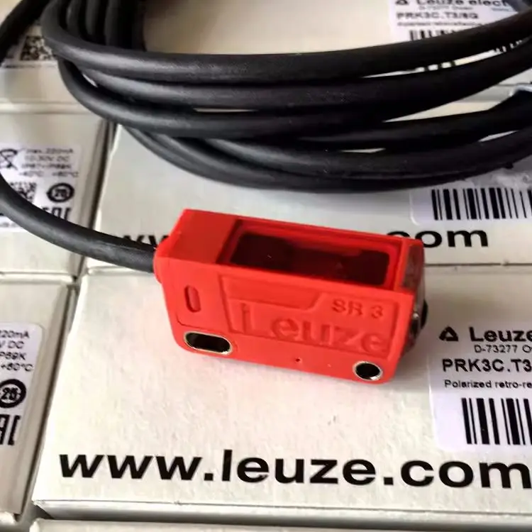 PRK3C.T3/2N specular reflection type photoelectric switch sensor detects transparent label LEUZE original