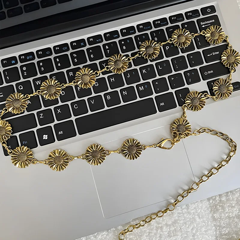 2024 Vintage Metal Sunflower Waist Chain Women New Summer All-Match Dress Design Decorative All-Match Dress Metal Belts