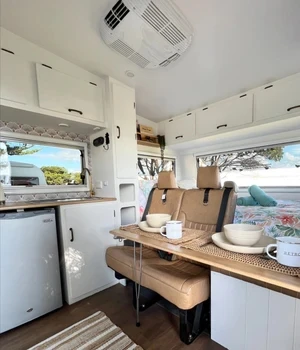4berth inside 2.jpg