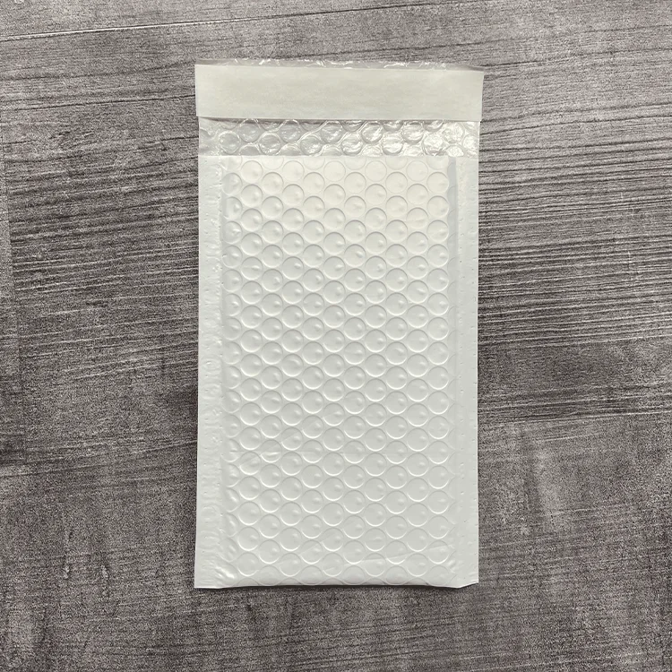 Spot wholesale poly bubble mailers poly package satchels shipping bag