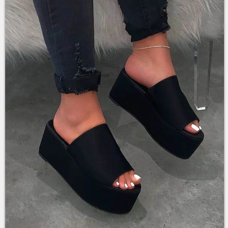 
Hot Sale Slides Popular Casual Shoes Leopard Slippers With Platforms 