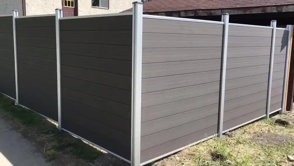 LANDING Hot Sale WPC Fence Panel Waterproof Decorative Composite Garden Fence Outdoor Wood Plastic Composite Fence Panels