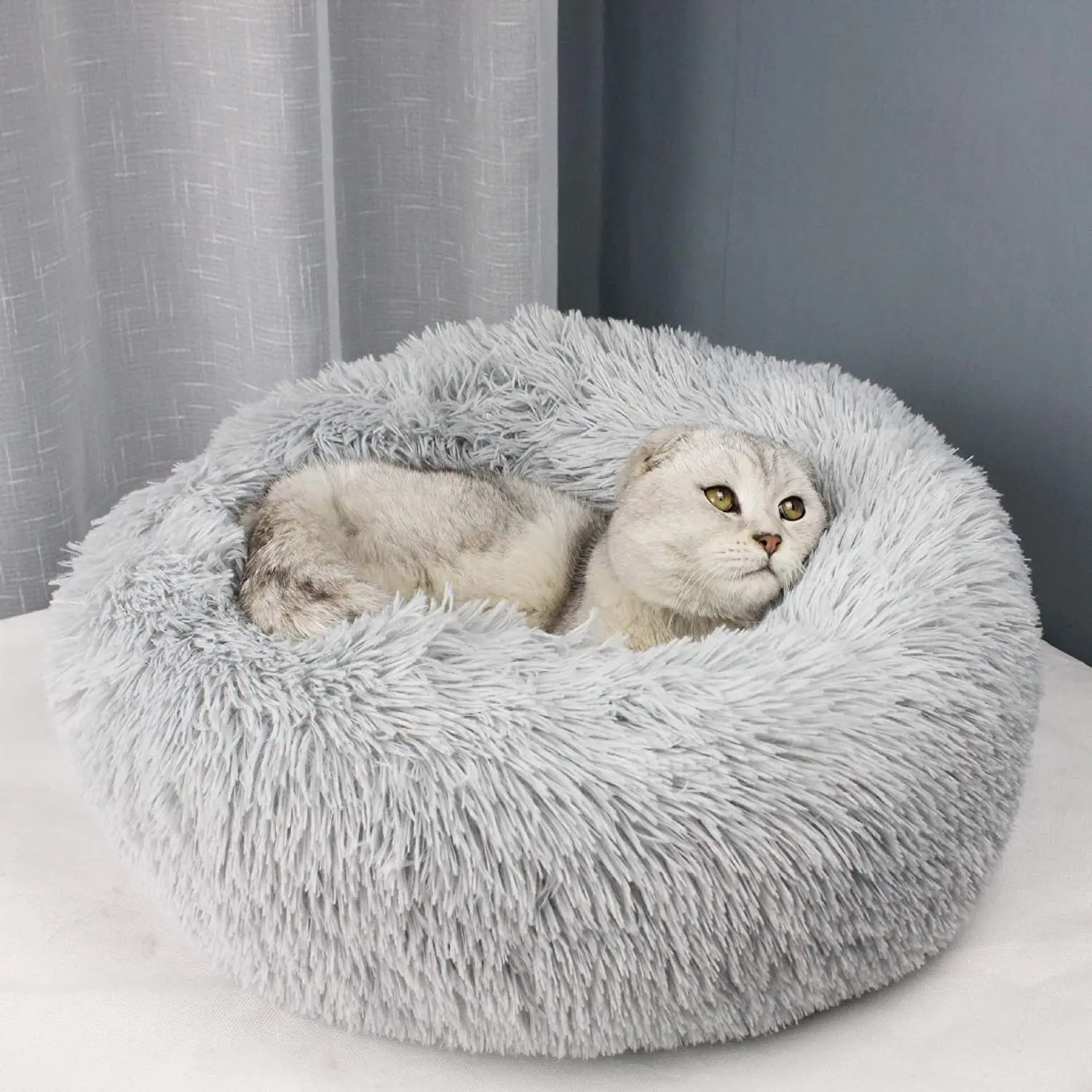 Factory Price High Quality Faux Fur Donut Bed Round Pet Bed Washable Dog And Cat Bed for Pets