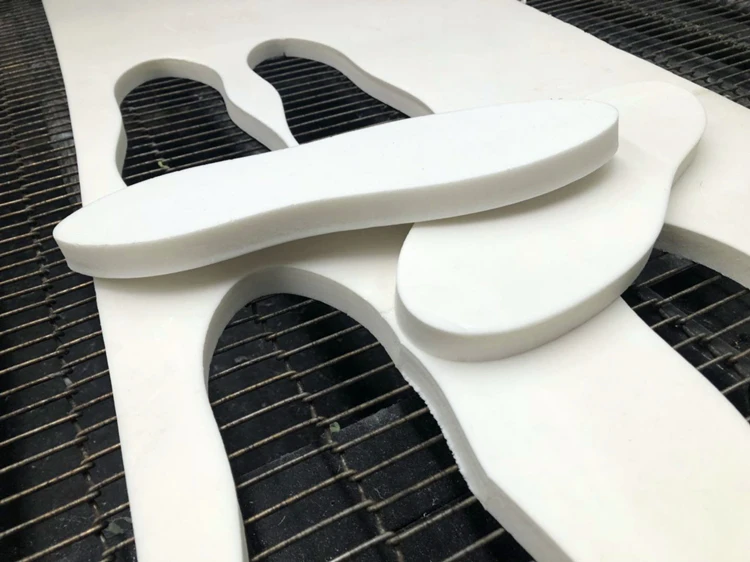 High Performance Mon-metal Shoes Upper 150W CNC Laser Cutting Machine with Double Head