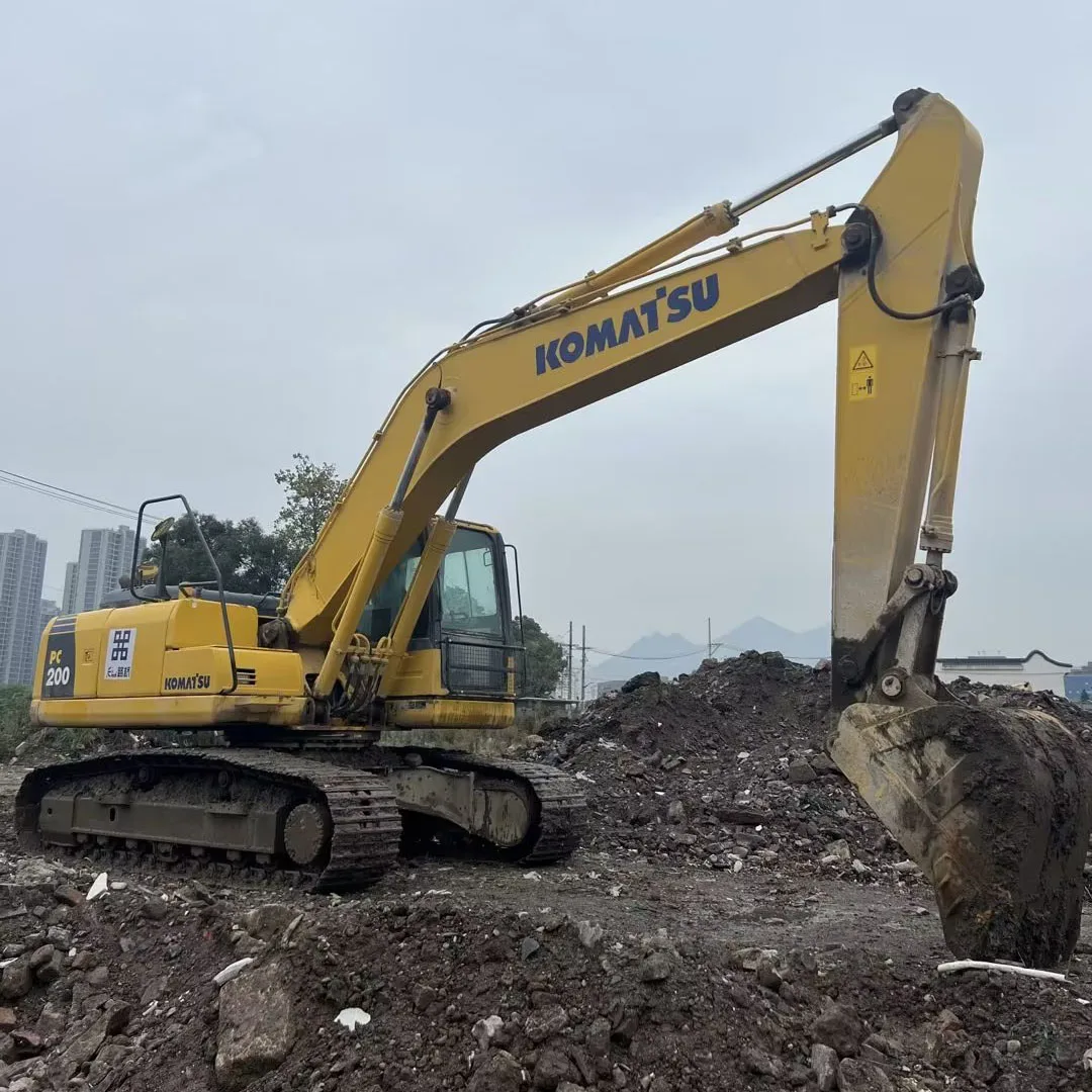 По низкой цене, в наличии, экскаватор PC200, японский, б/у гидравлический гусеничный экскаватор Komatsu