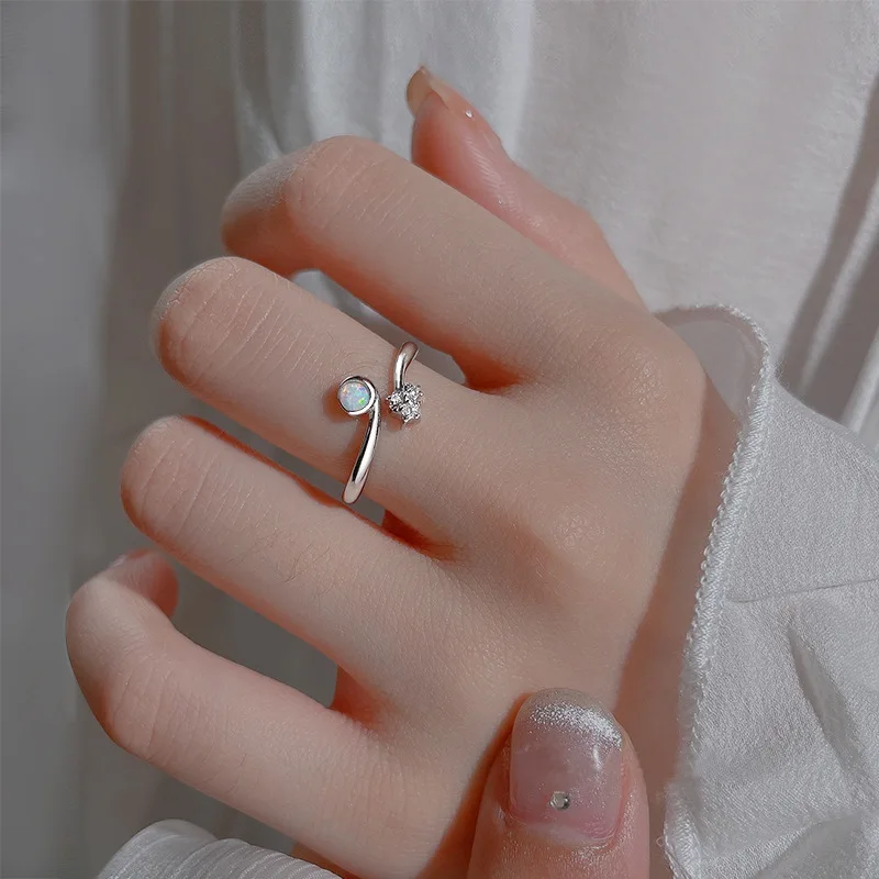 Platinum Plated Opal Ring For Women Luxury Moonstone Index Finger Ring Imitation Diamond Flower Engagement Wedding  Rings